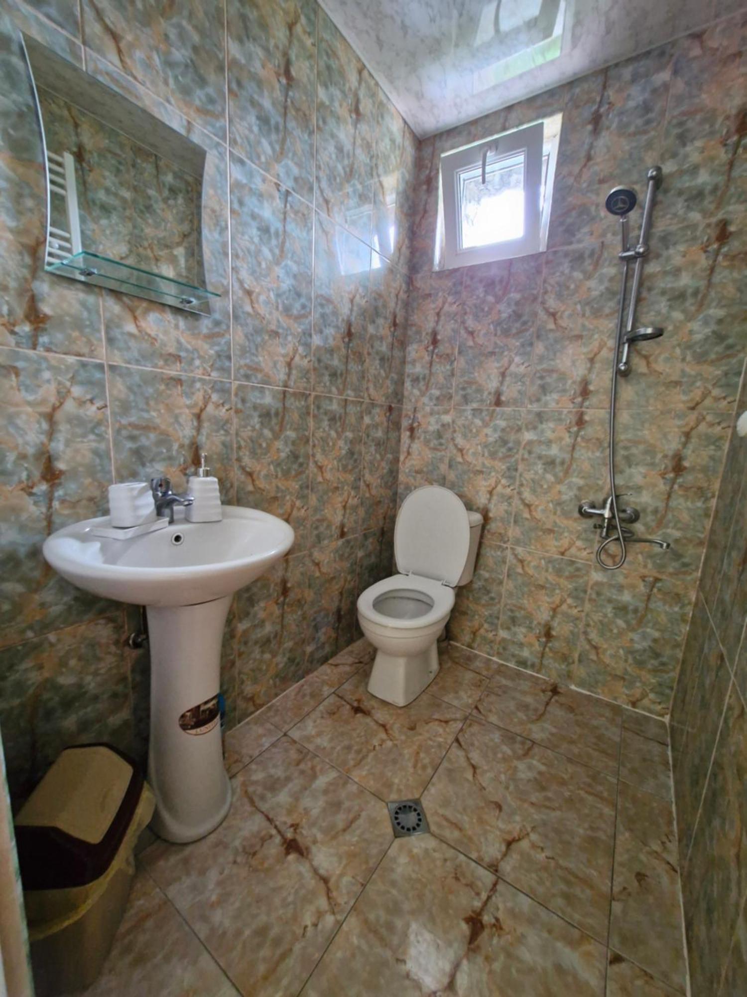 Maiko Guest House Kazbegi Kültér fotó