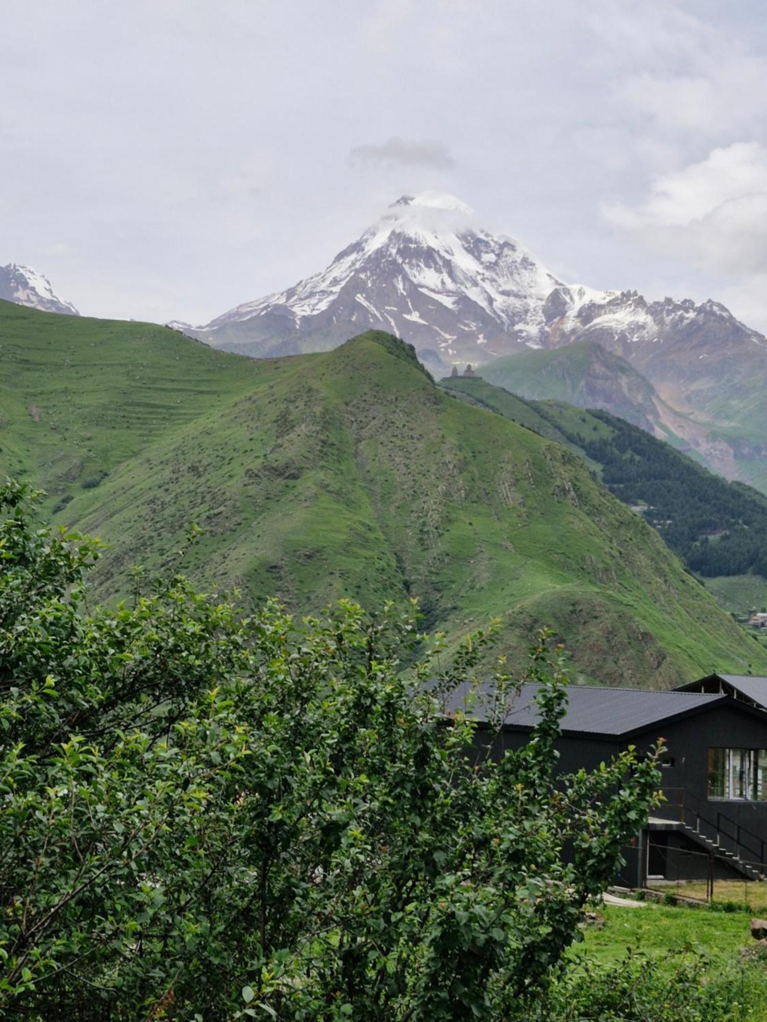 Maiko Guest House Kazbegi Kültér fotó
